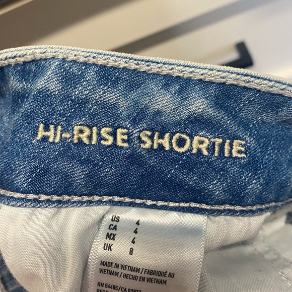 American Eagle Denim Flower Shorts - Picture 4 of 4